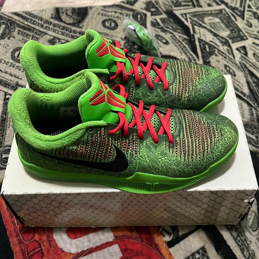 Nike Kobe Rage Grinch DEADSTOCK